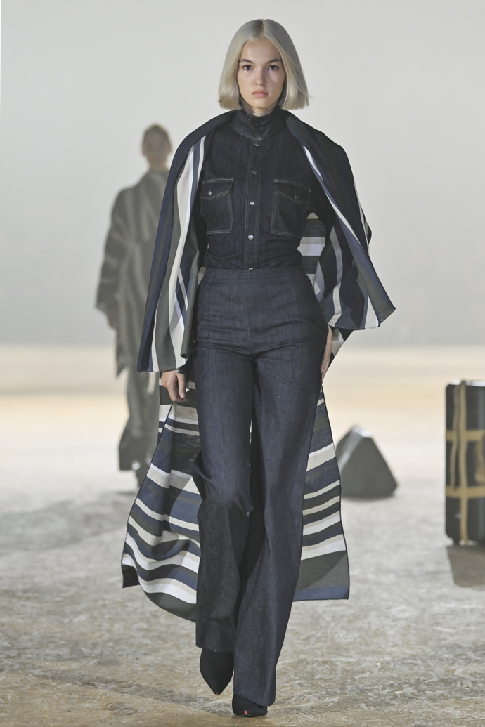  

Jakub Polanka by Samsung na MBPFW SS24 
