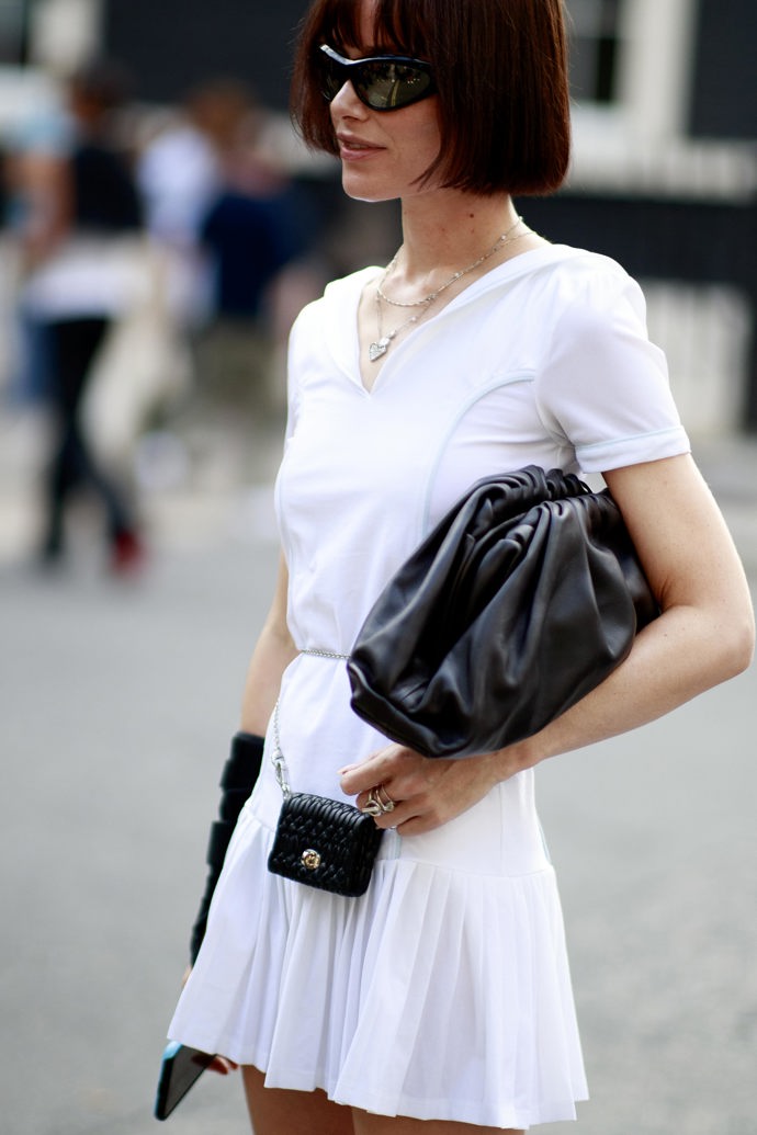  

How to style it: Jak nosit minišaty sedm dní v týdnu a pokaždé jinak?
