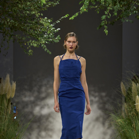 Prohlédněte si kolekci Max Mara Spring Summer 2024...
Prohlédněte si kolekci Max Mara Spring Summer 2024...