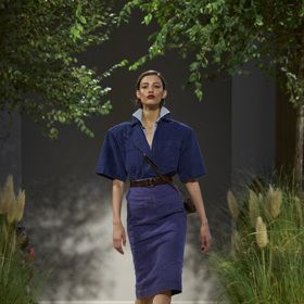 Prohlédněte si kolekci Max Mara Spring Summer 2024...
Prohlédněte si kolekci Max Mara Spring Summer 2024...