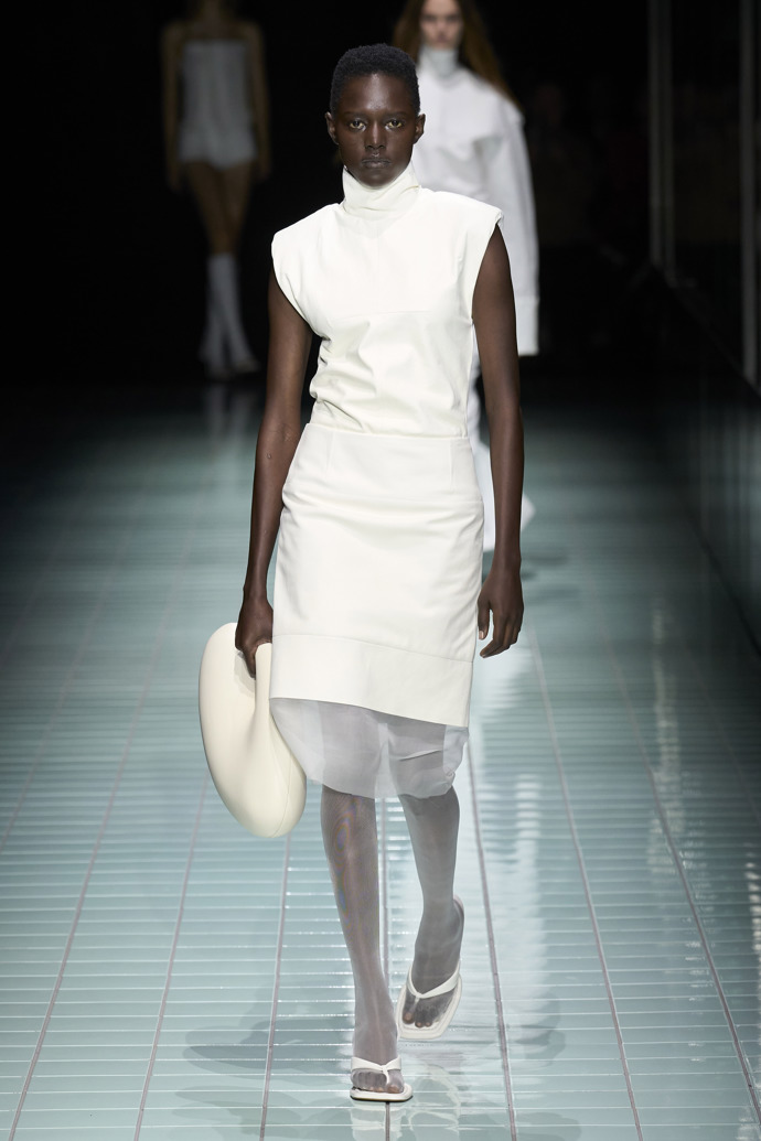 Prohlédněte si kolekci Sportmax Spring Summer 2024...
Prohlédněte si kolekci Sportmax Spring Summer 2024...