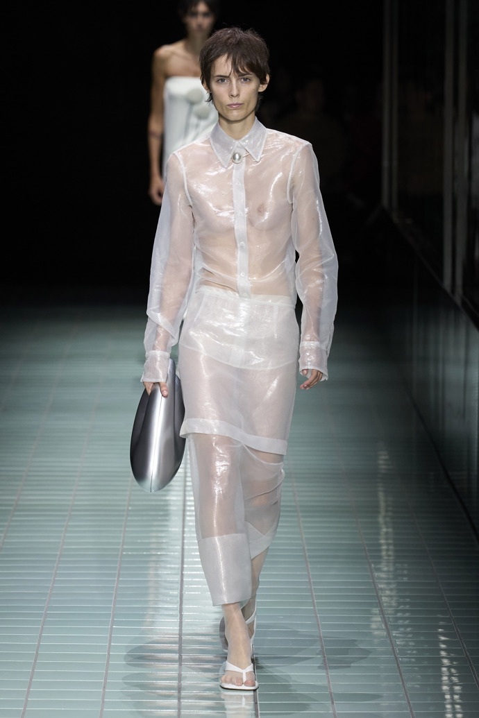 Prohlédněte si kolekci Sportmax Spring Summer 2024...
Prohlédněte si kolekci Sportmax Spring Summer 2024...