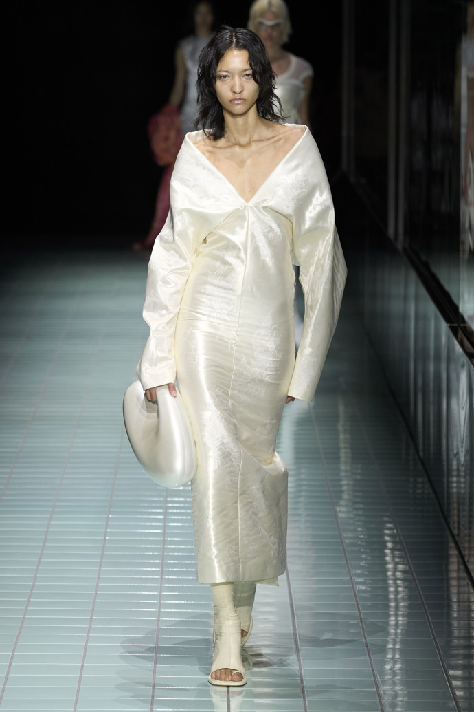 Prohlédněte si kolekci Sportmax Spring Summer 2024...
Prohlédněte si kolekci Sportmax Spring Summer 2024...