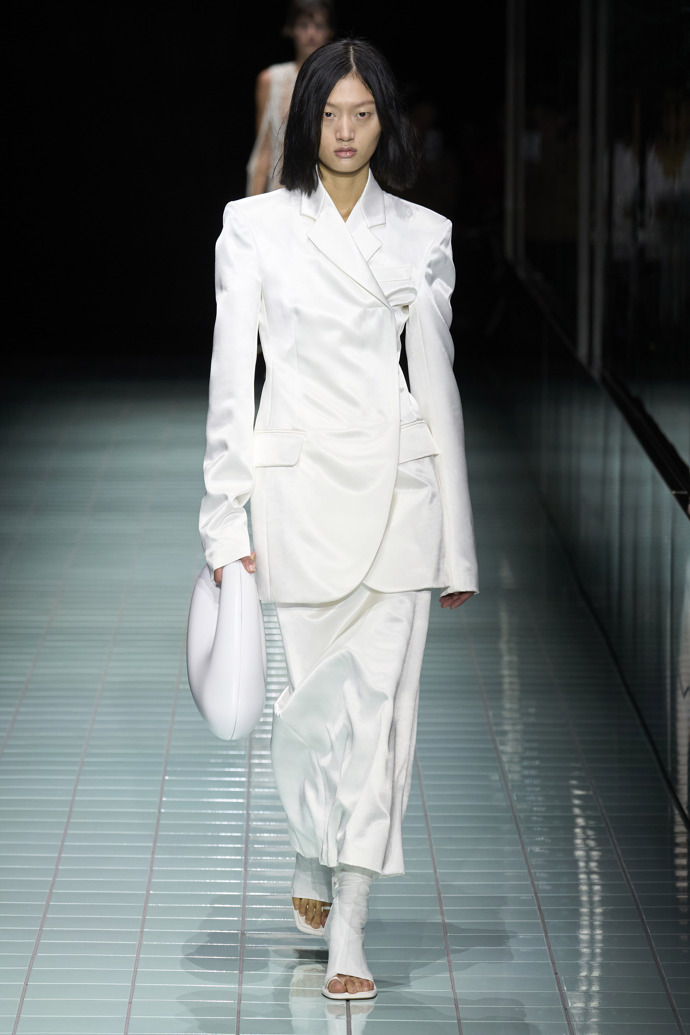 Prohlédněte si kolekci Sportmax Spring Summer 2024...
Prohlédněte si kolekci Sportmax Spring Summer 2024...