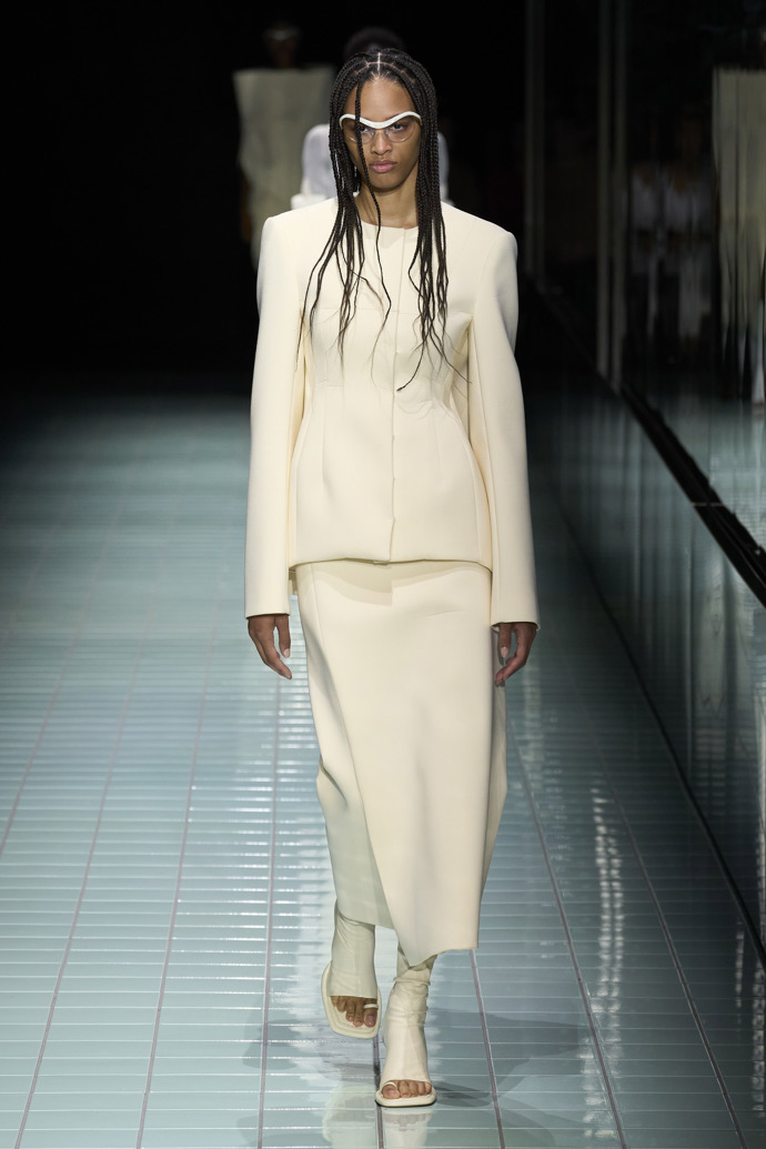 Prohlédněte si kolekci Sportmax Spring Summer 2024...
Prohlédněte si kolekci Sportmax Spring Summer 2024...
