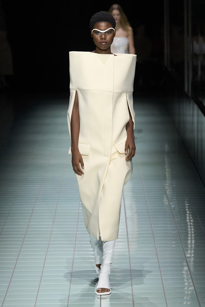 Prohlédněte si kolekci Sportmax Spring Summer 2024...
Prohlédněte si kolekci Sportmax Spring Summer 2024...