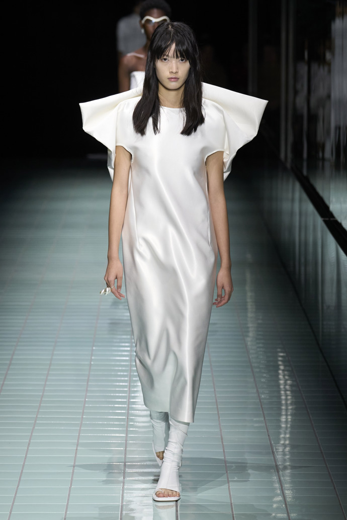 Prohlédněte si kolekci Sportmax Spring Summer 2024...
Prohlédněte si kolekci Sportmax Spring Summer 2024...