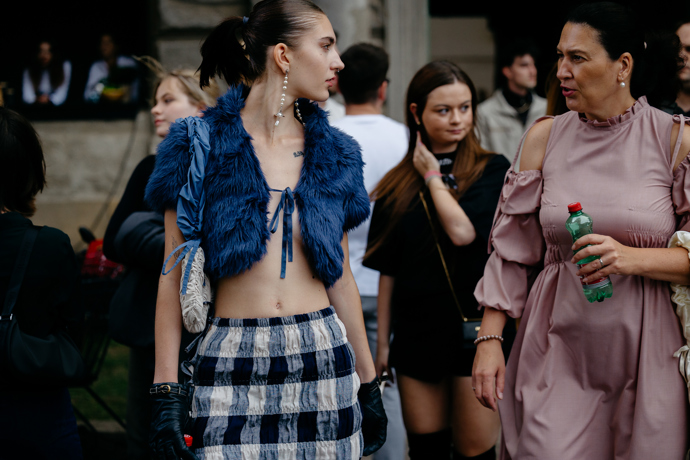 

Prohlédněte si nejlepší streetstyle z ulic Mercedes-Benz Prague Fashion Weeku...
