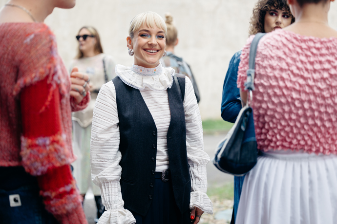  

Prohlédněte si nejlepší streetstyle z ulic Mercedes-Benz Prague Fashion Weeku...
