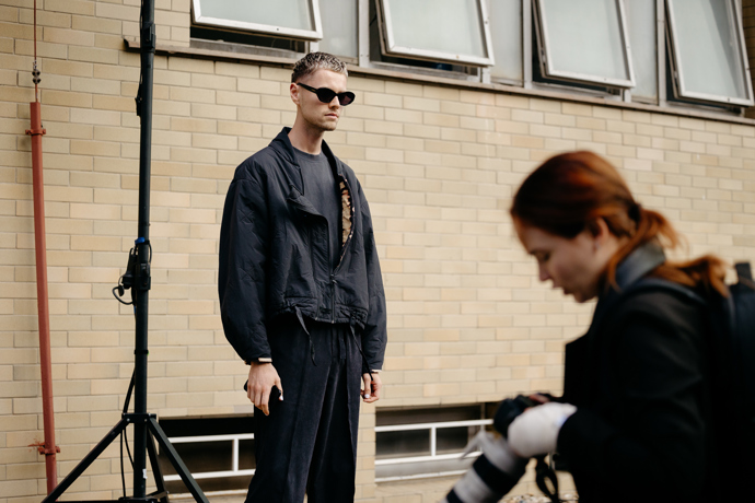  

Prohlédněte si nejlepší streetstyle z ulic Mercedes-Benz Prague Fashion Weeku...
