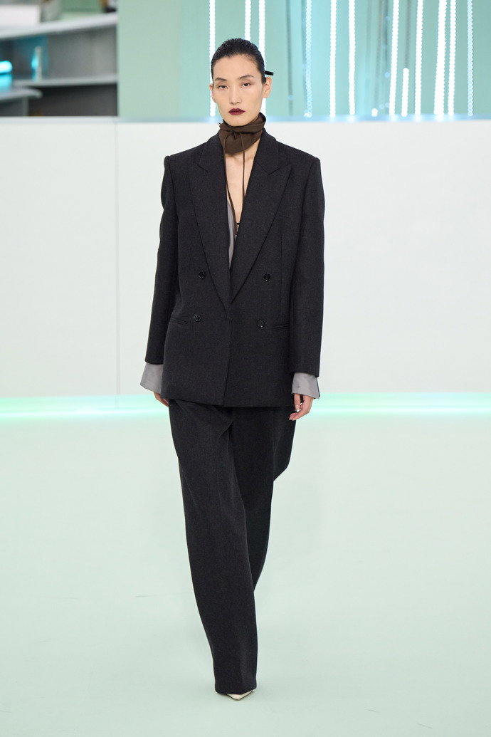 Prohlédněte si kolekci BOSS Fall Winter 2023...
Prohlédněte si kolekci BOSS Fall Winter 2023...
