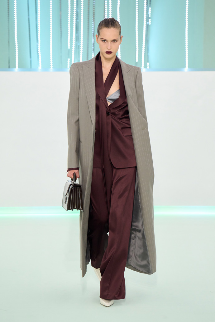 Prohlédněte si kolekci BOSS Fall Winter 2023...
Prohlédněte si kolekci BOSS Fall Winter 2023...