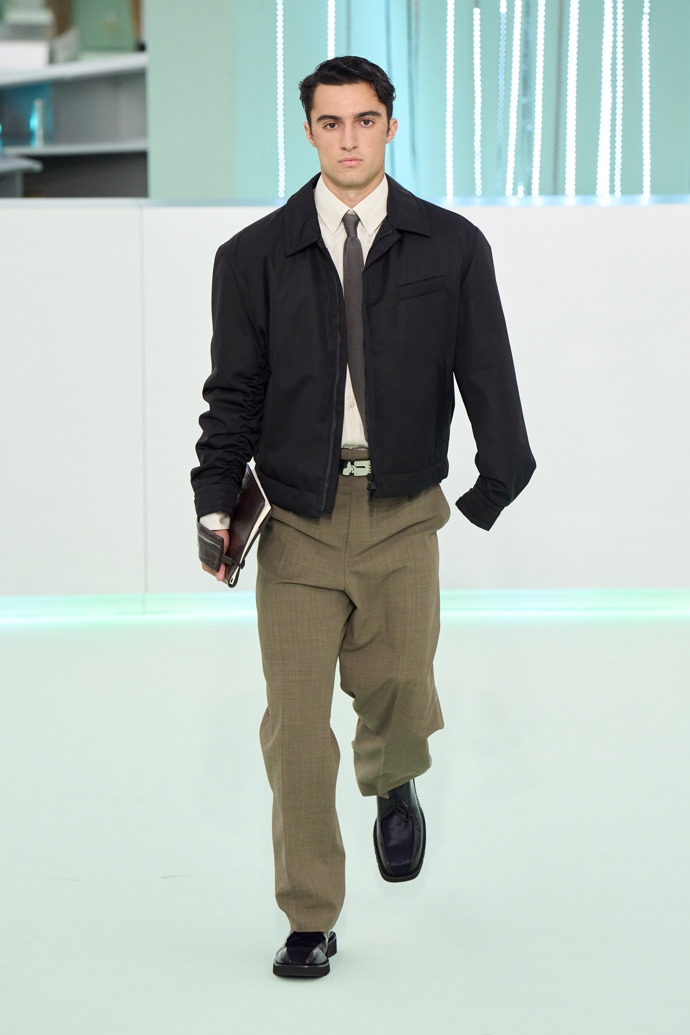 Prohlédněte si kolekci BOSS Fall Winter 2023...
Prohlédněte si kolekci BOSS Fall Winter 2023...