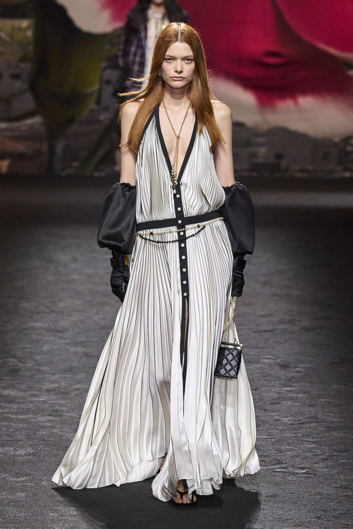  

Prohlédněte si kolekci Chanel Spring Summer 2024 Ready to Wear...
