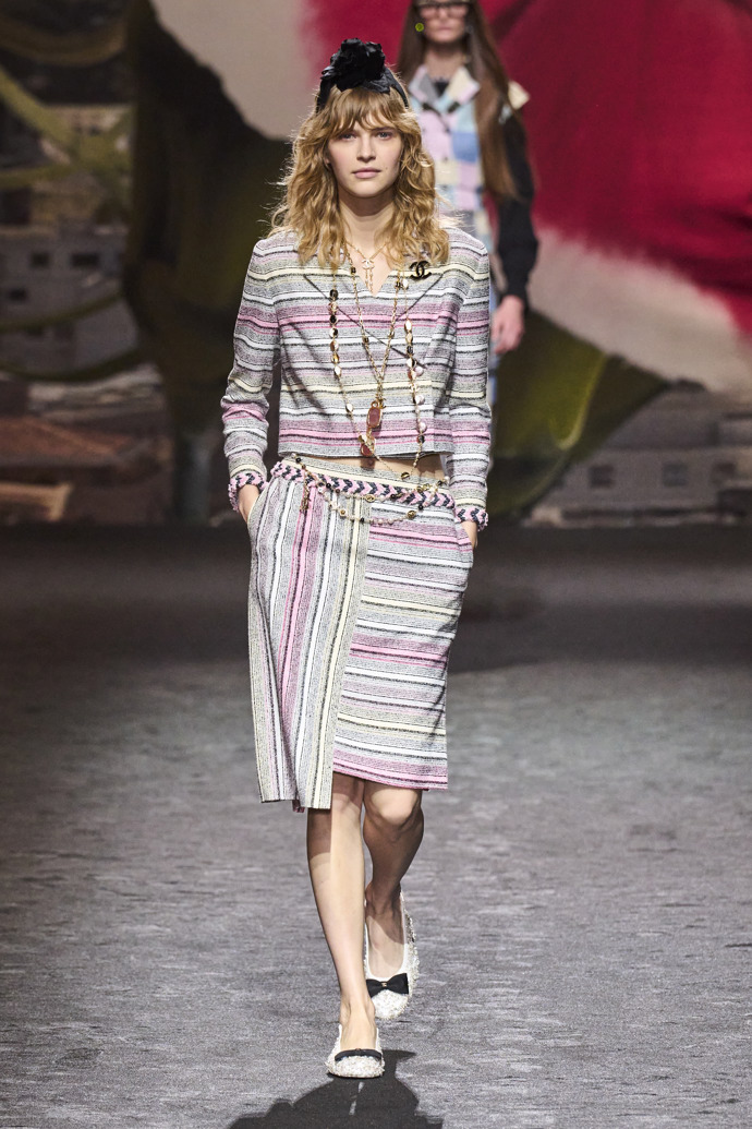  

Prohlédněte si kolekci Chanel Spring Summer 2024 Ready to Wear...

