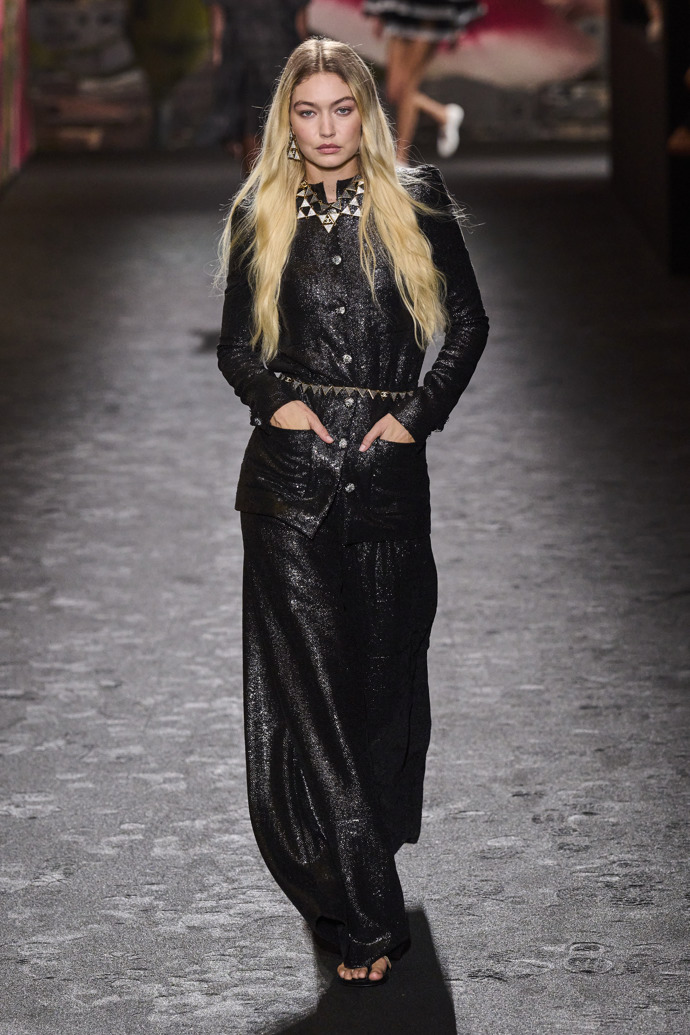  

Prohlédněte si kolekci Chanel Spring Summer 2024 Ready to Wear...
