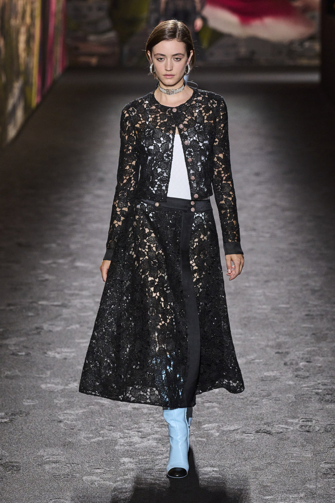  

Prohlédněte si kolekci Chanel Spring Summer 2024 Ready to Wear...
