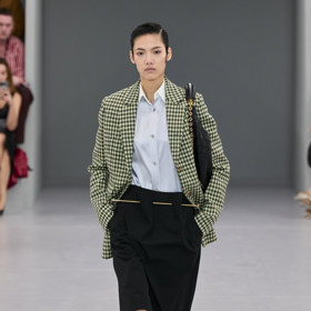  

Prohlédněte si kolekci Loewe Spring Summer 2024...

