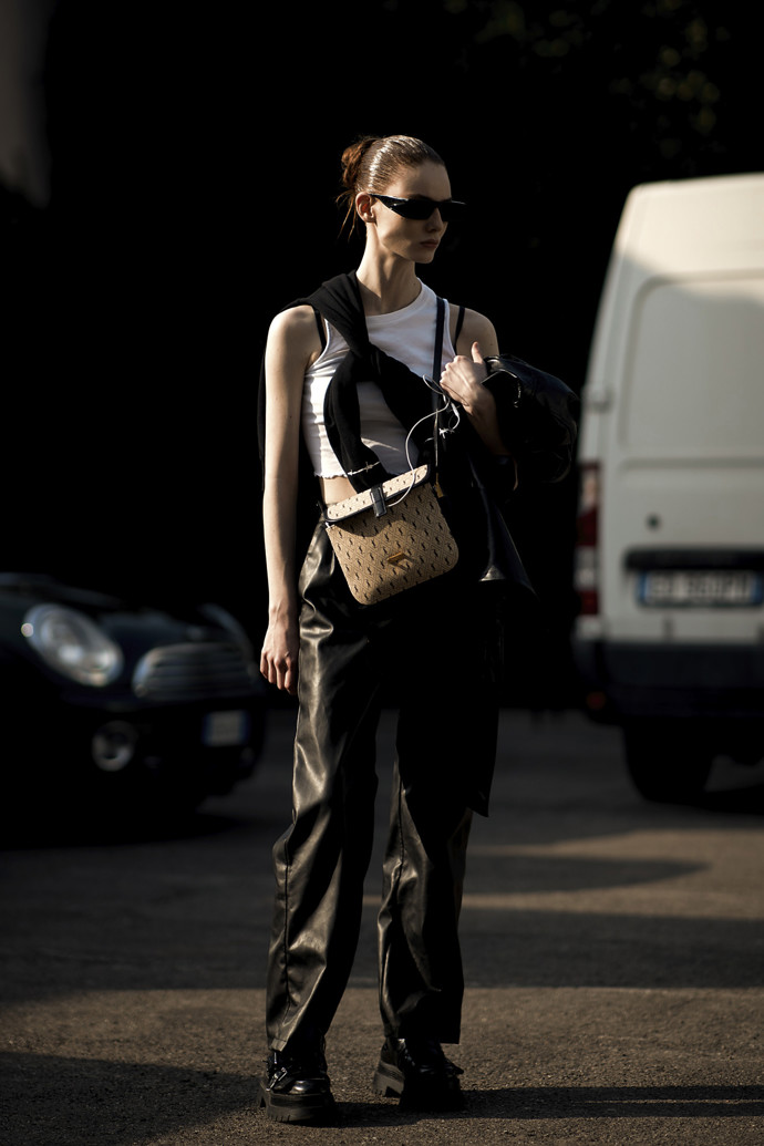  

Inspirace pro váš Model Off-Duty Look...
