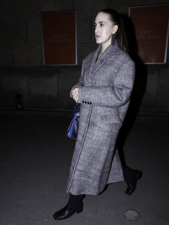  

Street style návštěvníků Couture 2024 show Zuzany Kubíčkové
