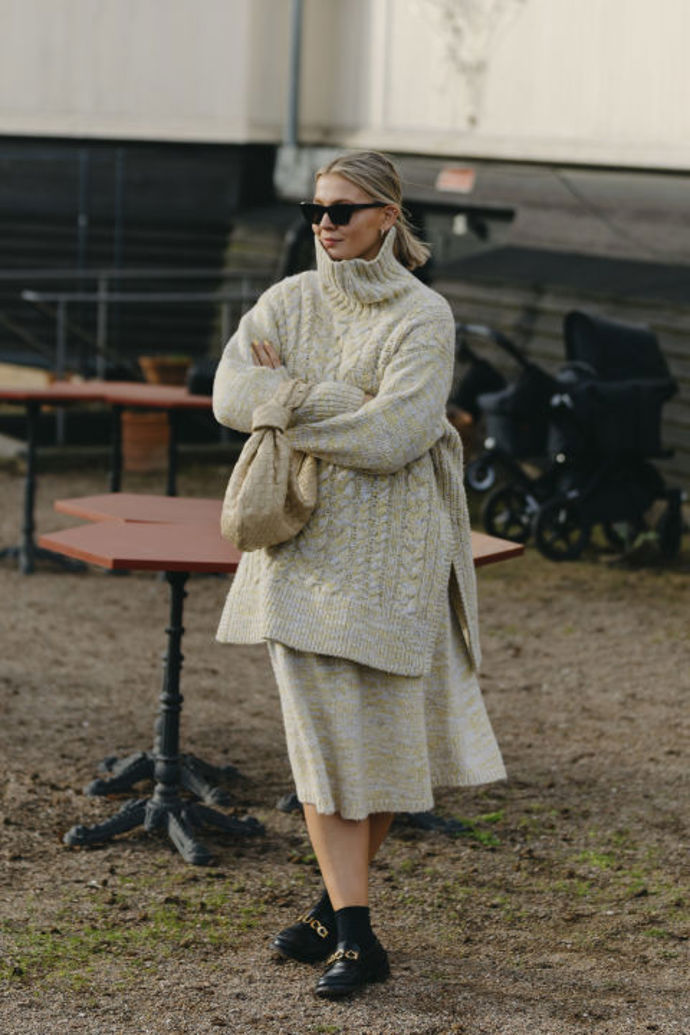  

How to style it: jak oblékat oversized svetr?
