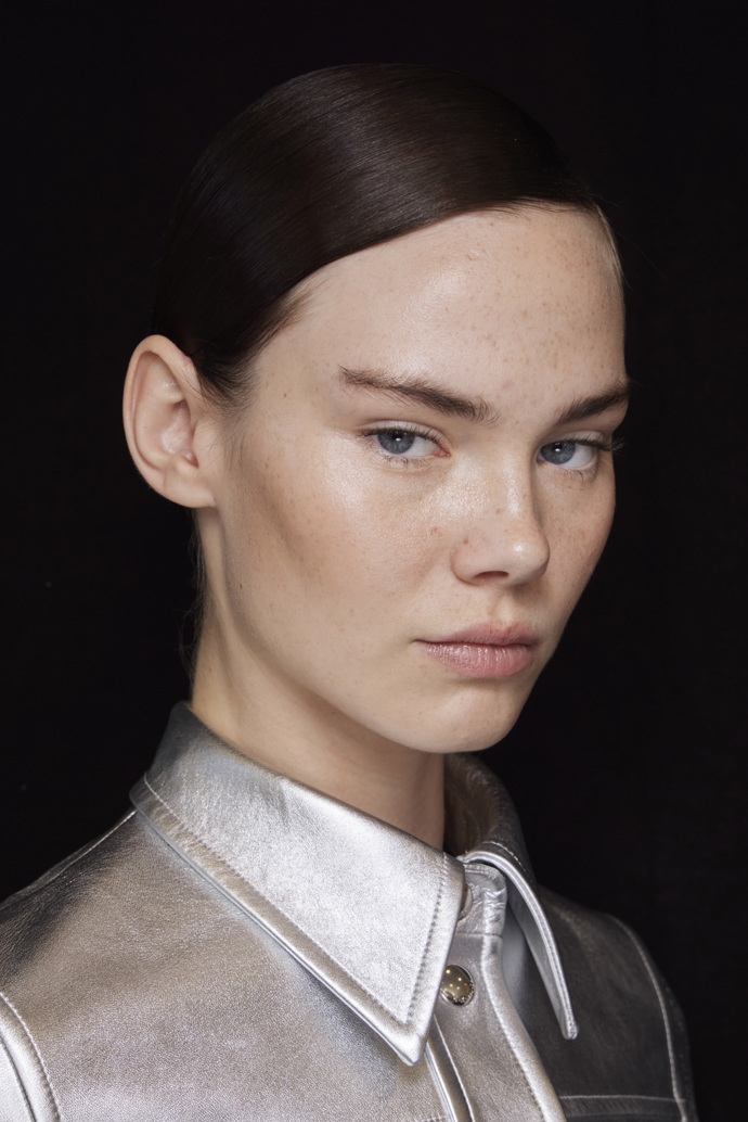  

Největší beauty trendy roku 2024: Lehký svěží make-up

