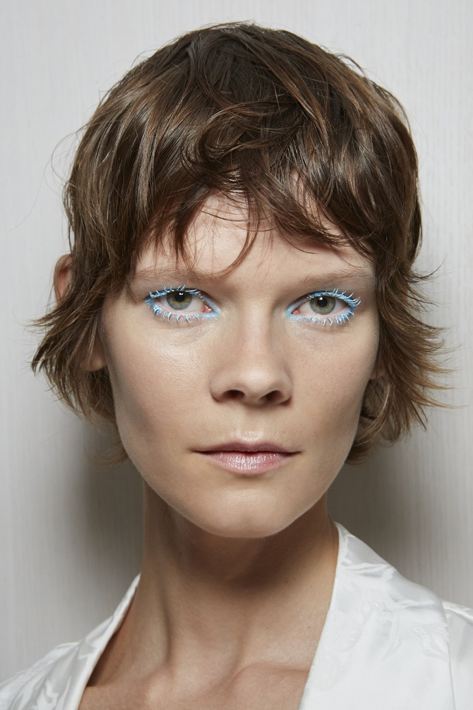  

Největší beauty trendy roku 2024: Něco modrého
