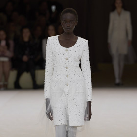 Prohlédněte si kolekci Chanel Haute Couture 2024
Prohlédněte si kolekci Chanel Haute Couture 2024