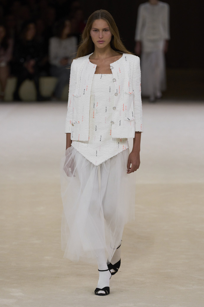  

Prohlédněte si kolekci Chanel Haute Couture 2024
