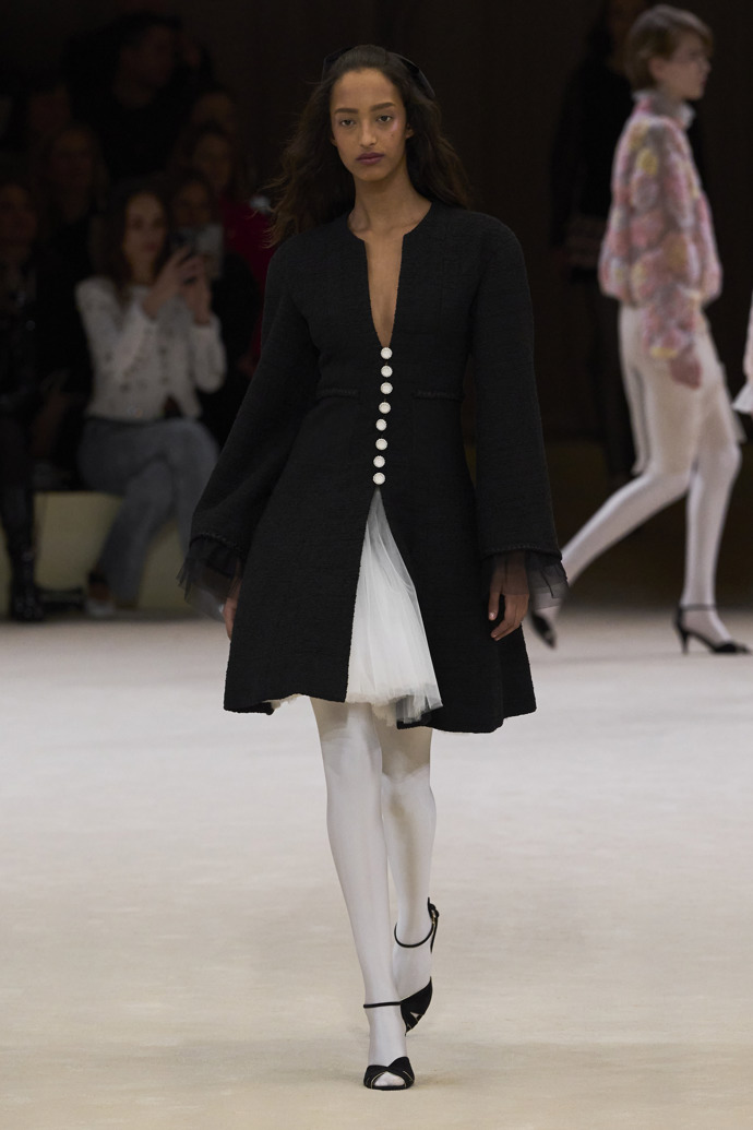  

Prohlédněte si kolekci Chanel Haute Couture 2024
