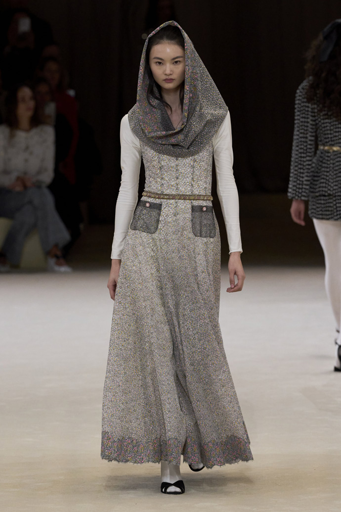  

Prohlédněte si kolekci Chanel Haute Couture 2024
