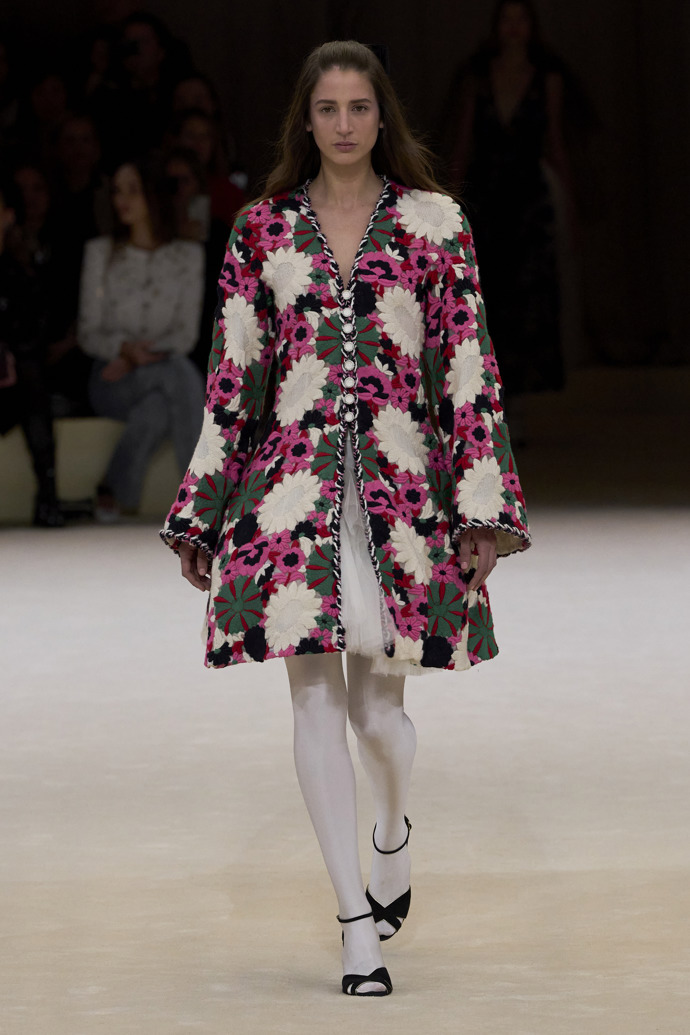  

Prohlédněte si kolekci Chanel Haute Couture 2024
