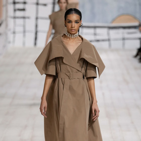  

Prohlédněte si kolekci Dior Haute Couture 2024...
