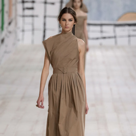  

Prohlédněte si kolekci Dior Haute Couture 2024...
