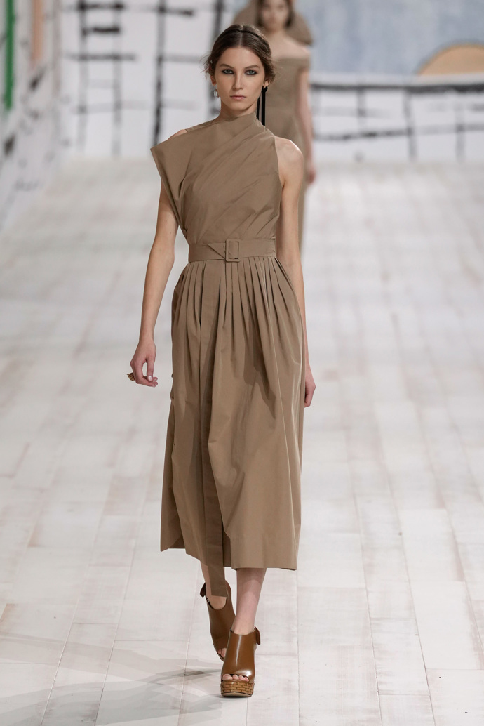 Prohlédněte si kolekci Dior Haute Couture 2024...
Prohlédněte si kolekci Dior Haute Couture 2024...