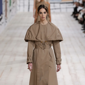  

Prohlédněte si kolekci Dior Haute Couture 2024...
