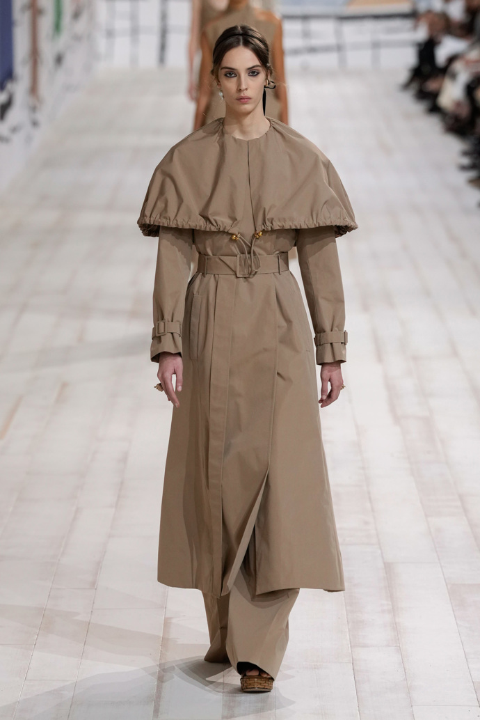Prohlédněte si kolekci Dior Haute Couture 2024...
Prohlédněte si kolekci Dior Haute Couture 2024...