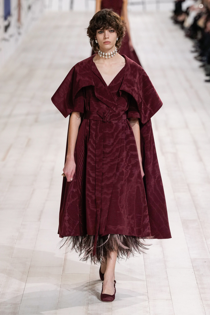 Prohlédněte si kolekci Dior Haute Couture 2024...
Prohlédněte si kolekci Dior Haute Couture 2024...