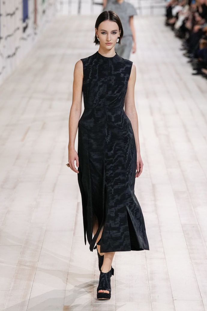 Prohlédněte si kolekci Dior Haute Couture 2024...
Prohlédněte si kolekci Dior Haute Couture 2024...
