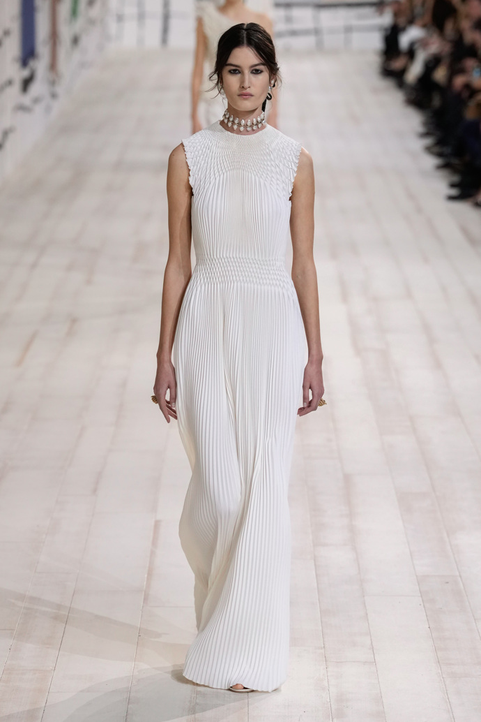 Prohlédněte si kolekci Dior Haute Couture 2024...
Prohlédněte si kolekci Dior Haute Couture 2024...