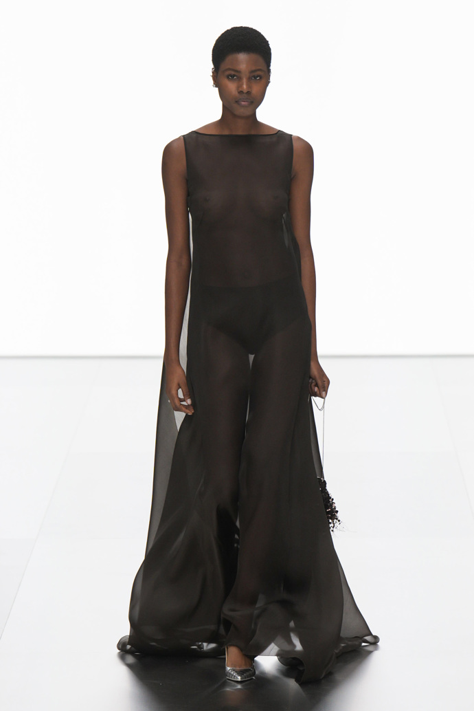  

Prohlédněte si kolekci Fendi Couture 2024
