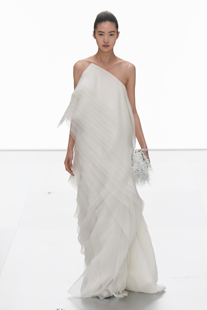  

Prohlédněte si kolekci Fendi Couture 2024
