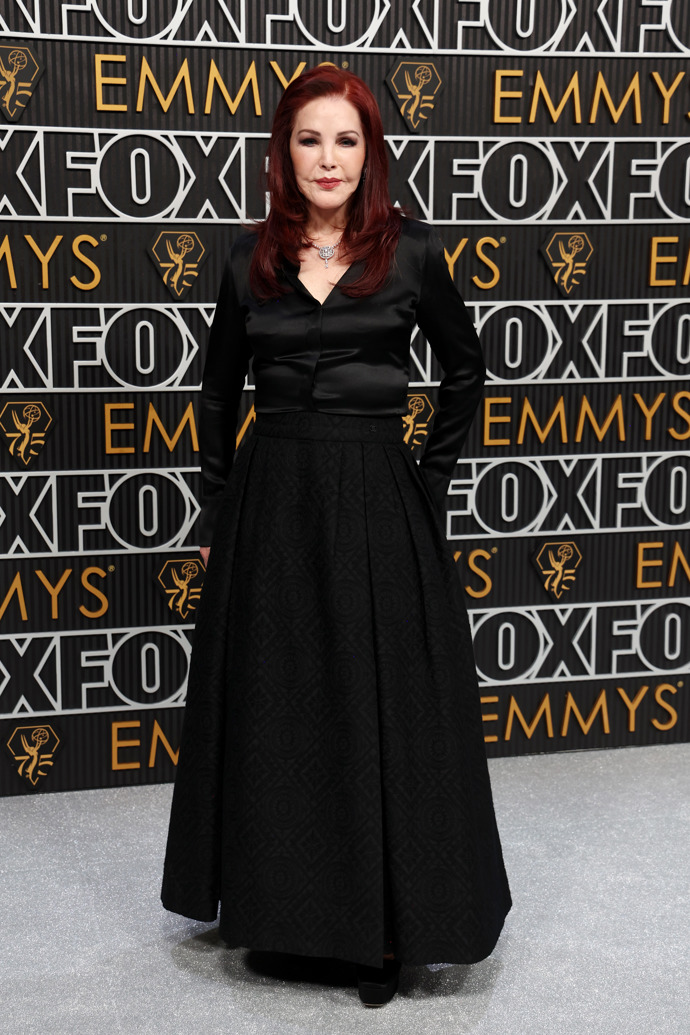  

Priscilla Presley na 75. ročníku udílení Emmy Awards
