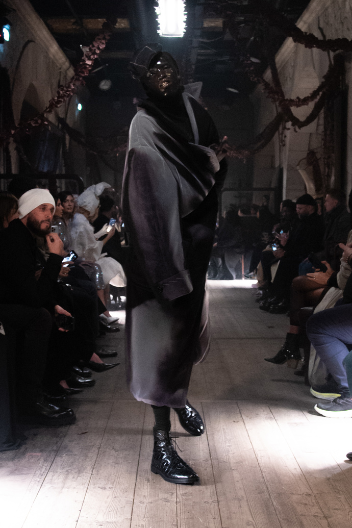  

Prohlédněte si kolekci Maison Margiela Artisanal Collection 2024
