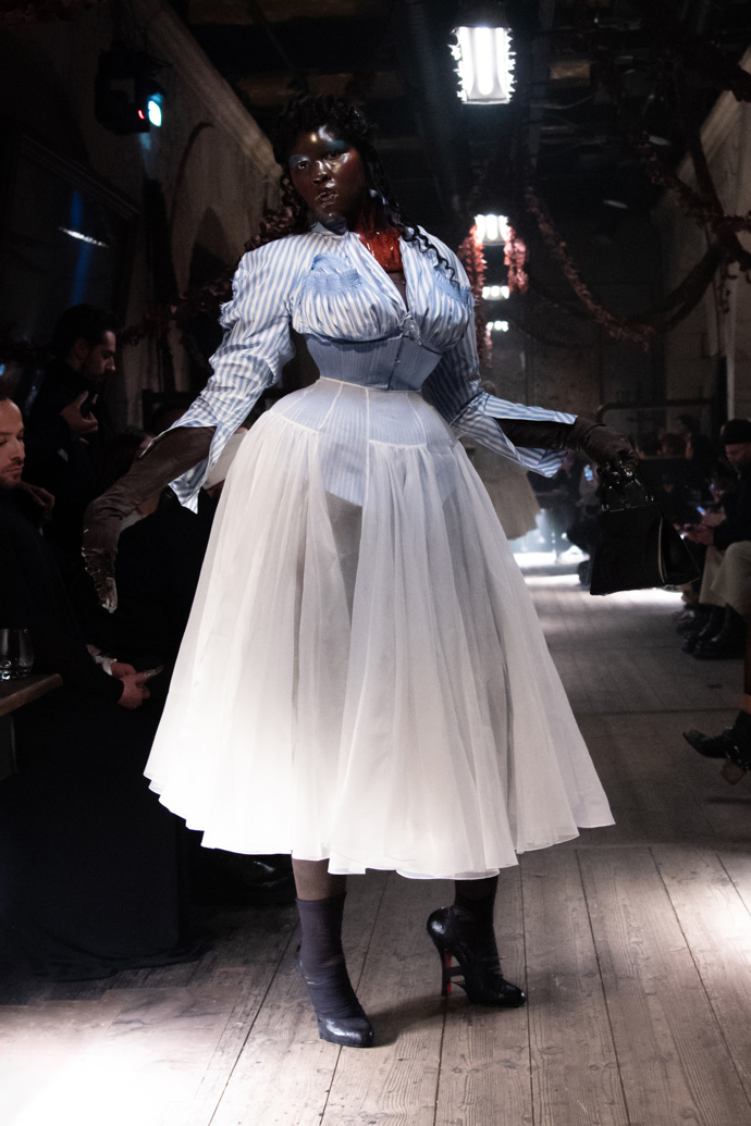  

Prohlédněte si kolekci Maison Margiela Artisanal Collection 2024
