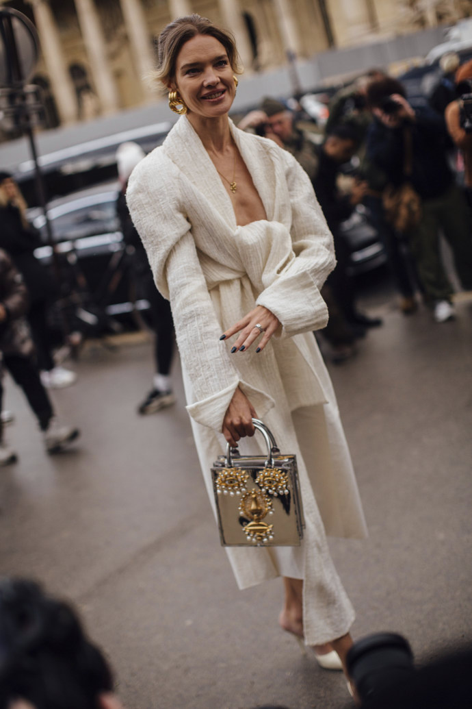  

Street style z pařížského haute couture weeku
