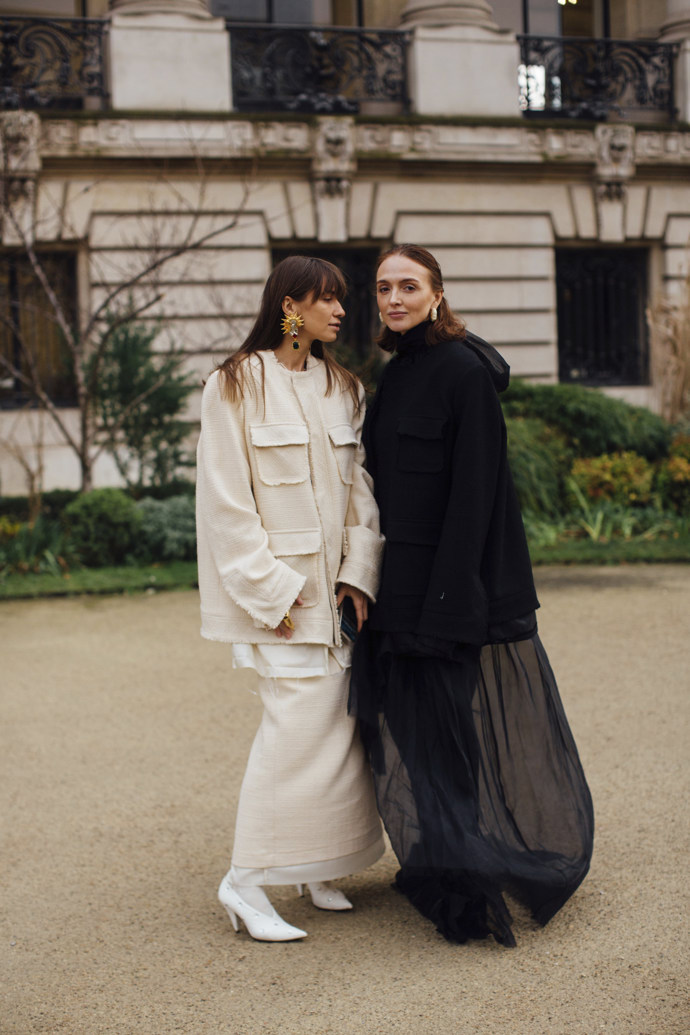  

Street style z pařížského haute couture weeku
