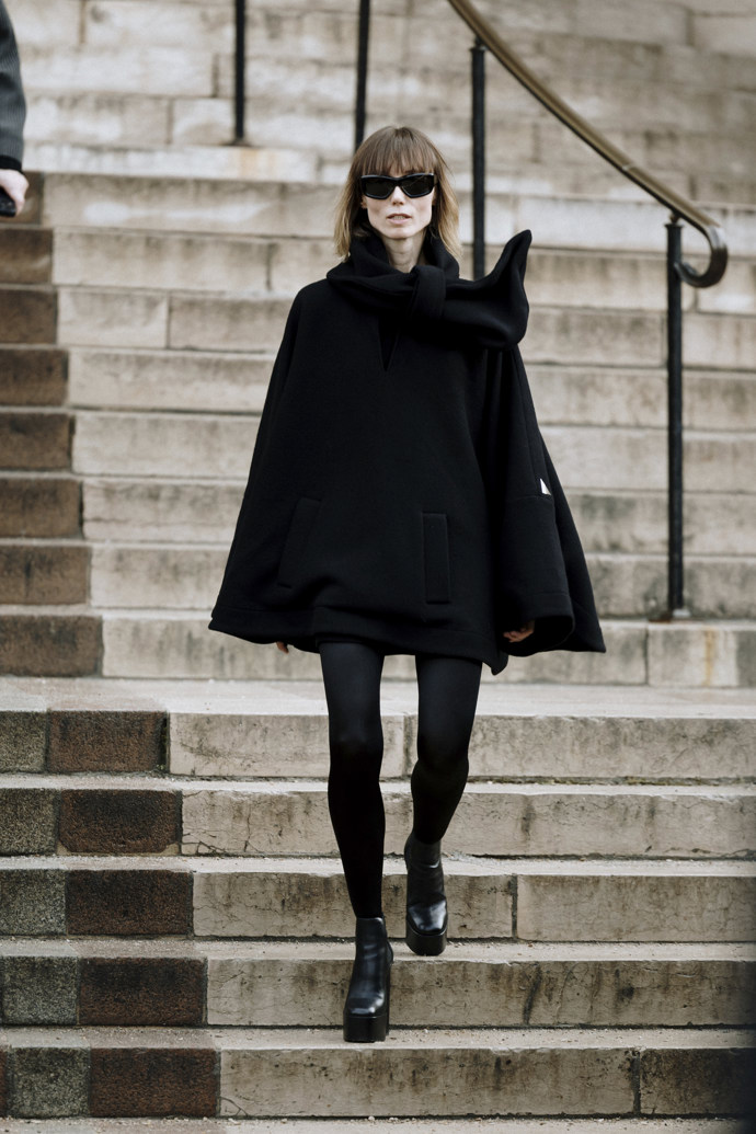  

Street style z pařížského haute couture weeku
