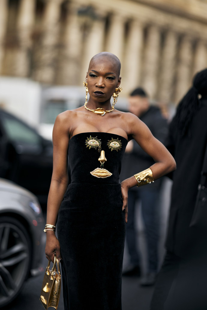  

Street style z pařížského haute couture weeku
