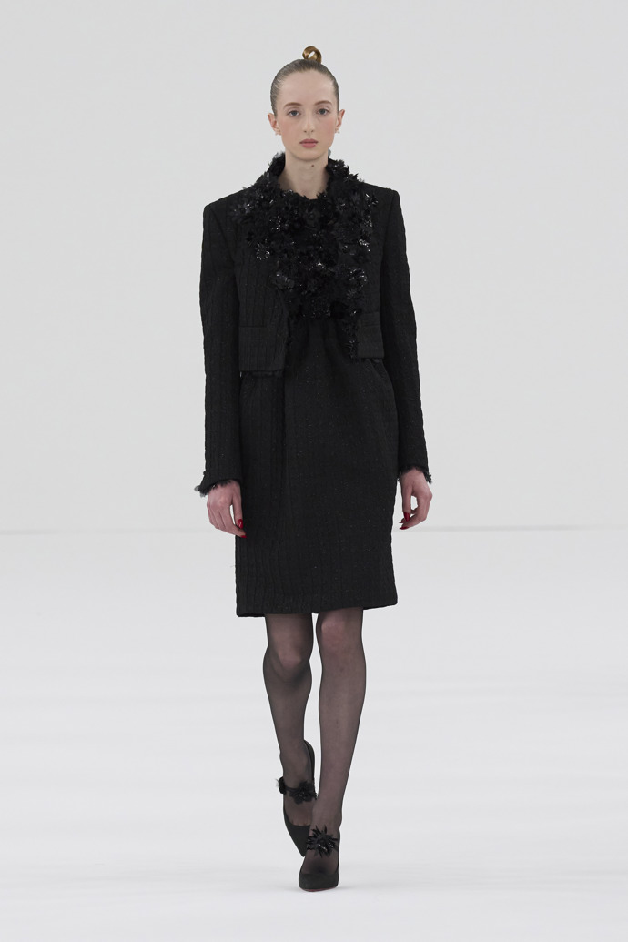  

Prohlédněte si kolekci Viktor & Rolf Haute Couture Spring Summer 2024
